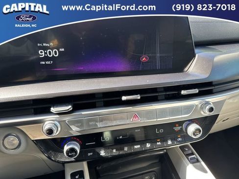 Used 2024 Kia Telluride S w/ S Sunroof Package FWD image 27