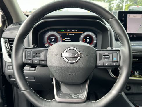 Used 2026 Nissan Rogue SL AWD/4WD image 6
