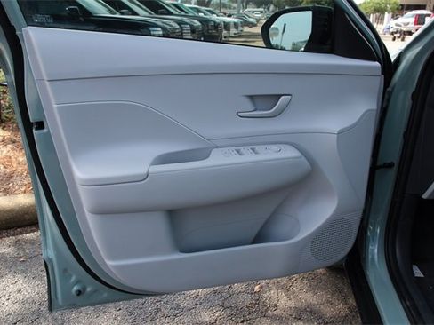 Used 2026 Hyundai Kona SEL Sport image 12