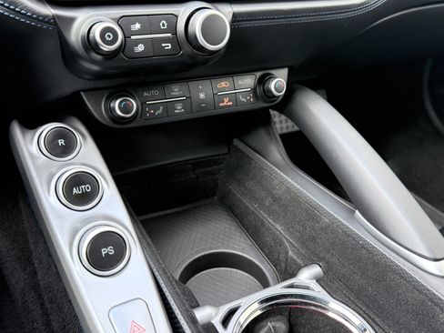 Used 2019 Ferrari GTC4Lusso AWD/4WD image 13