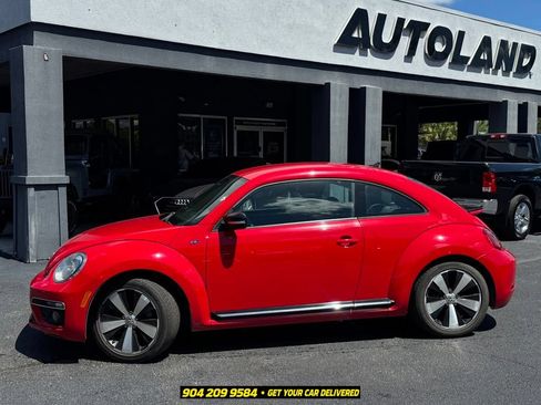 Used 2014 Volkswagen Beetle R-Line FWD image 3