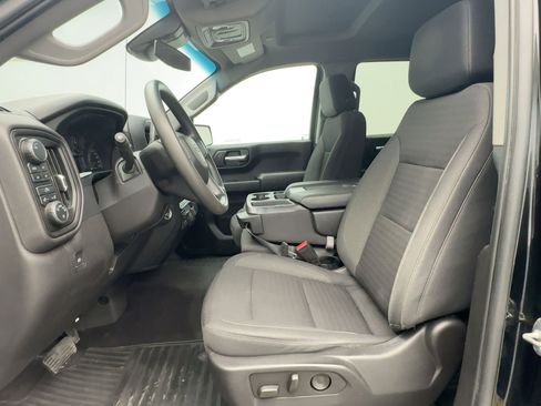 Certified 2023 Chevrolet Silverado 1500 Custom Trail Boss w/ LPO, Dark Essentials Package image 5