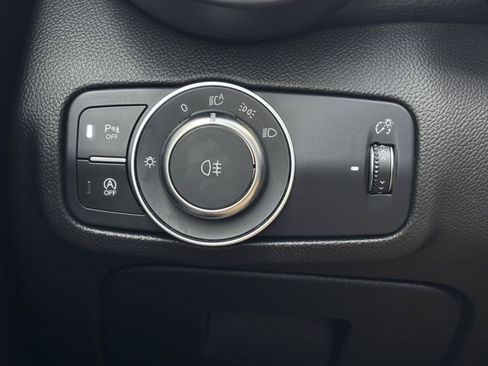 Used 2023 Alfa Romeo Giulia Veloce AWD/4WD image 21