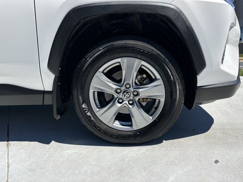 Certified 2025 Toyota RAV4 LE AWD/4WD image 13