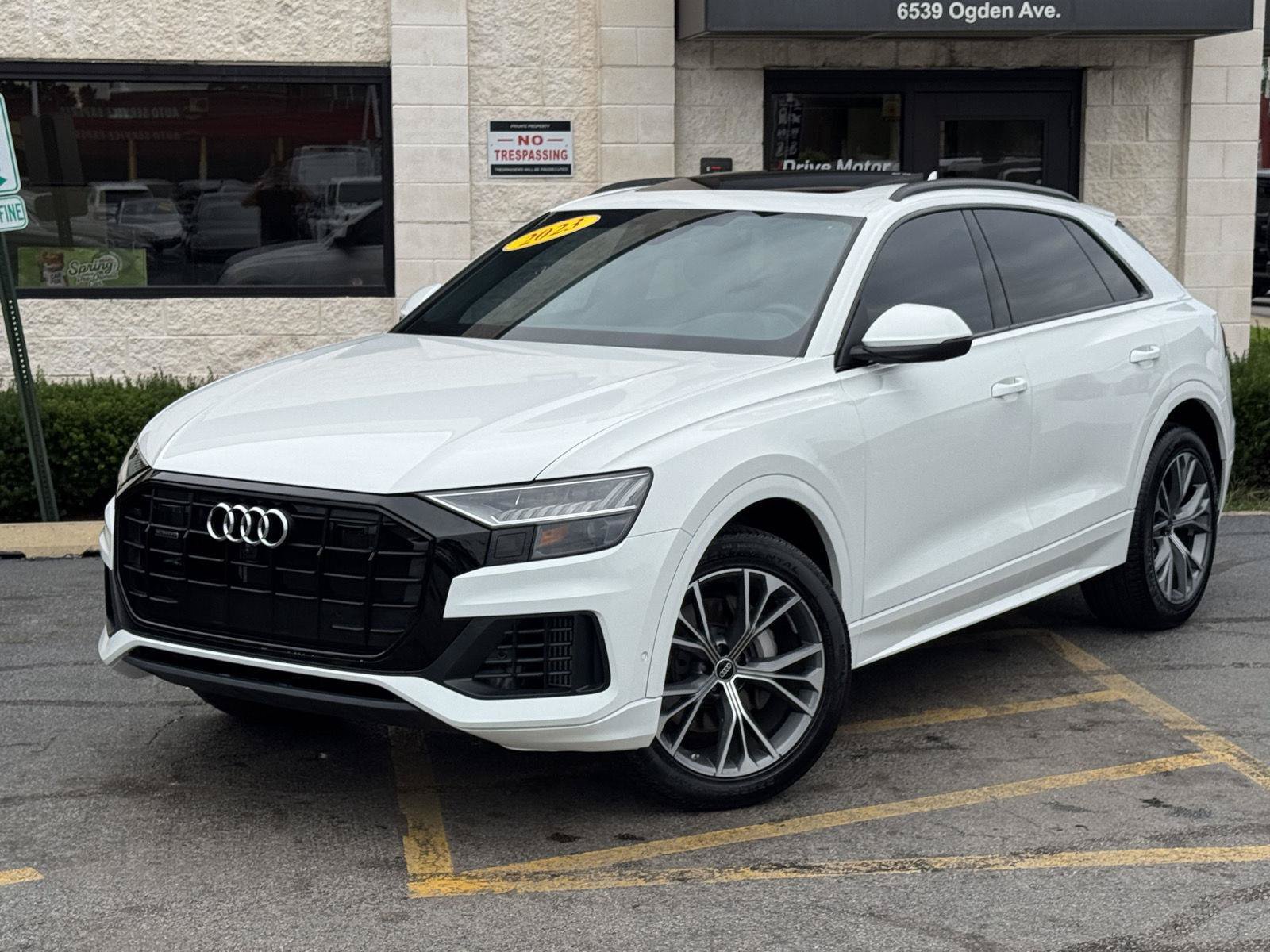 Used 2023 Audi Q8 Premium w/ Convenience Package AWD/4WD image 2