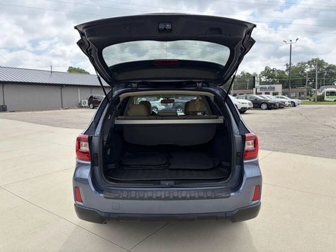 Used 2015 Subaru Outback 2.5i Limited AWD/4WD image 28