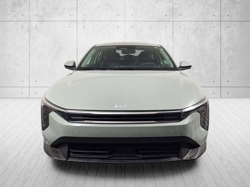 Used 2025 Kia K4 FWD image 2