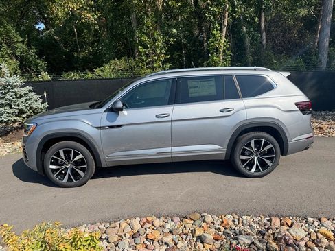 New 2026 Volkswagen Atlas SEL Premium R-Line AWD/4WD image 2