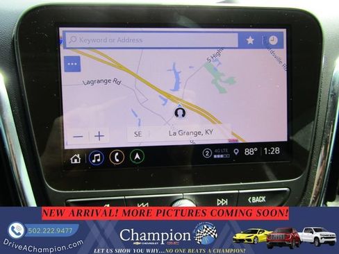 Used 2024 Chevrolet Equinox LT AWD/4WD image 9