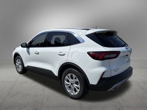 Used 2024 Ford Escape Active image 3