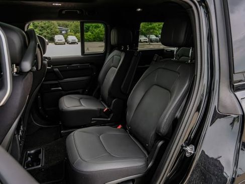 New 2025 Land Rover Defender 130 V8 AWD/4WD image 49