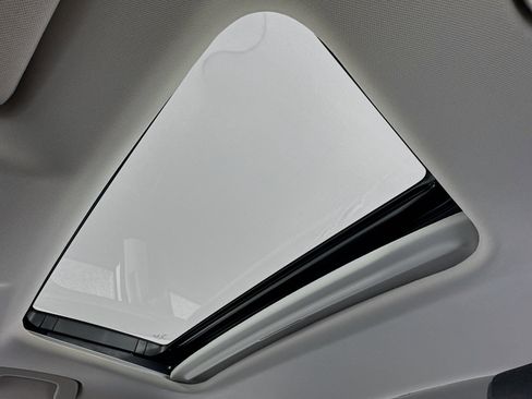 Certified 2024 Honda Civic EX image 21