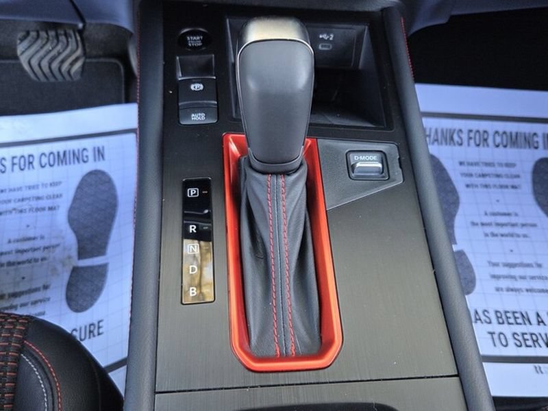 Used 2025 Nissan Kicks SR FWD image 19