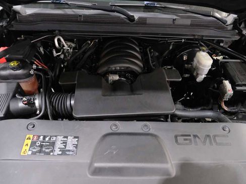 Used 2019 GMC Yukon XL Denali w/ Denali Ultimate Package AWD/4WD image 39