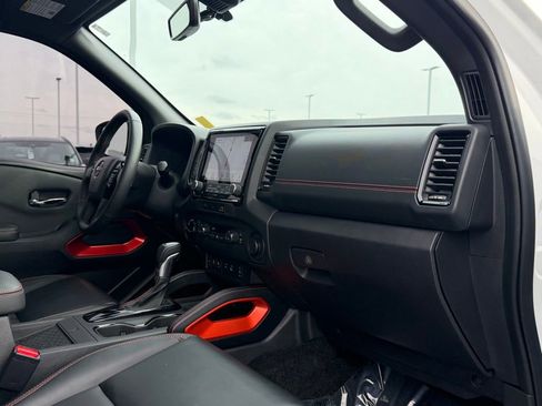 Used 2023 Nissan Frontier PRO-4X w/ Pro-4X Premium Package image 22