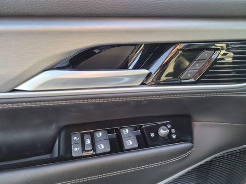 New 2026 Jeep Grand Wagoneer Limited AWD/4WD image 21