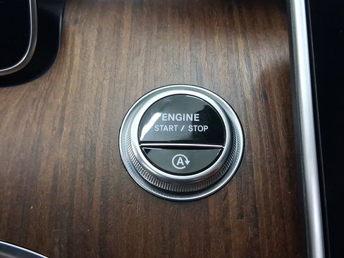 Used 2022 Mercedes-Benz C 300 4MATIC Sedan image 23