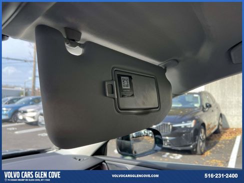 Certified 2023 Volvo XC60 T8 Plus w/ Protection Package Premier image 32