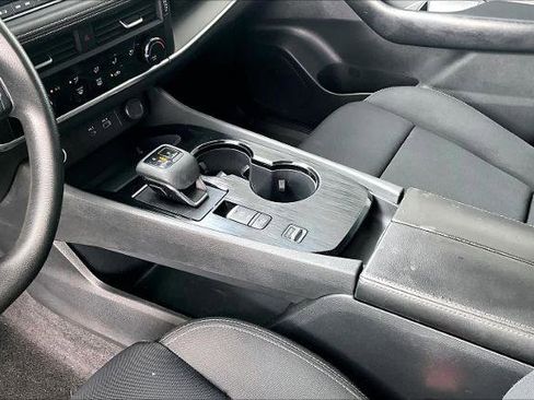 Certified 2023 Nissan Rogue S FWD image 16