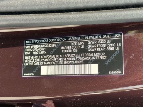 Certified 2025 Volvo XC90 T8 Ultra w/ Lounge Package AWD/4WD image 23
