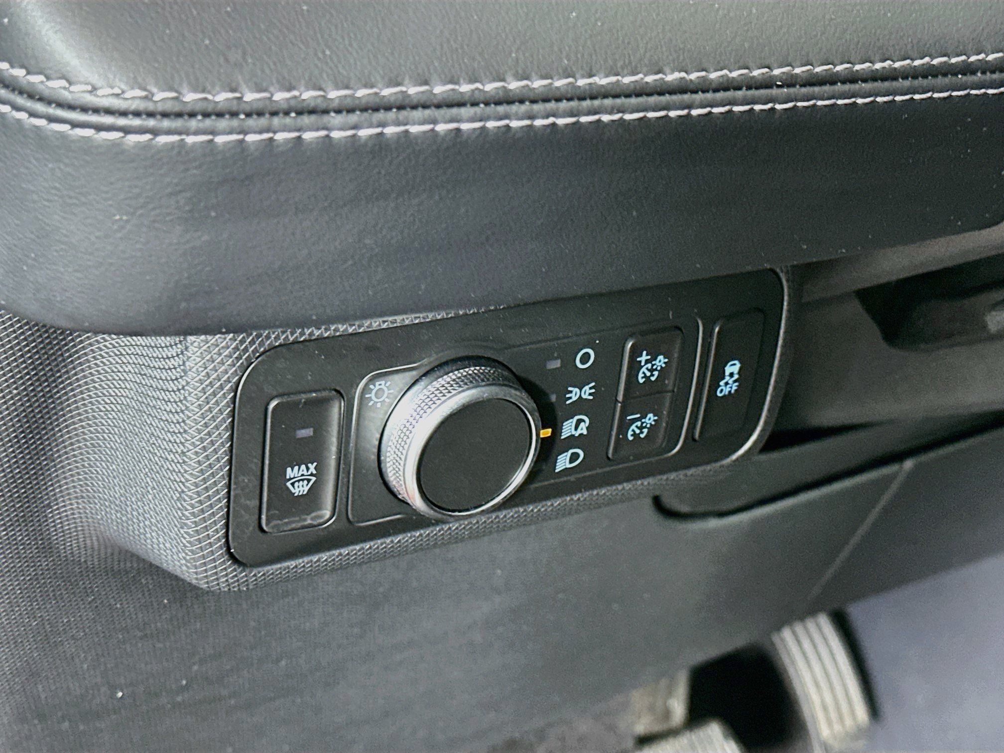 Used 2022 Ford Mustang Mach-E Premium RWD image 16