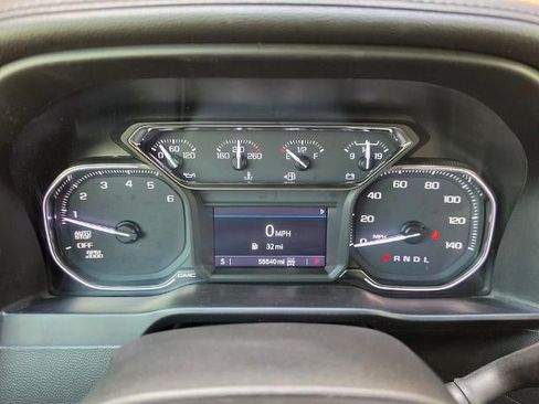 Used 2020 GMC Sierra 1500 Elevation w/ Elevation Value Package AWD/4WD image 18