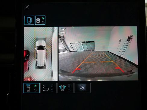 Used 2025 GMC Yukon AT4 w/ Premium Trailering Package AWD/4WD image 23