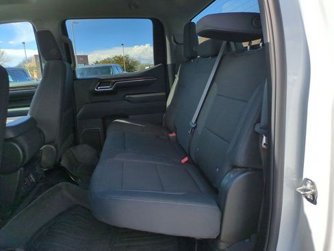 Used 2024 Chevrolet Silverado 1500 LT w/ Z71 Off-Road Package AWD/4WD image 26
