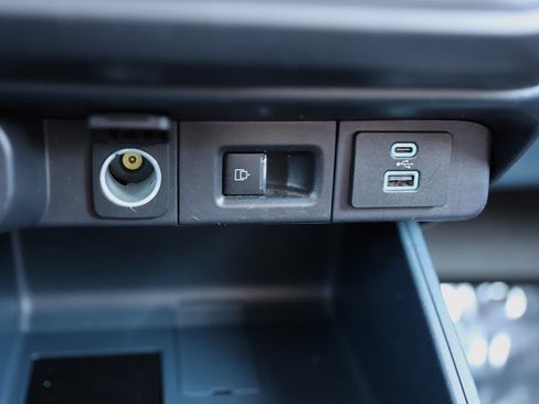 Used 2024 Ford Maverick Lariat w/ FX4 Off-Road Package image 27