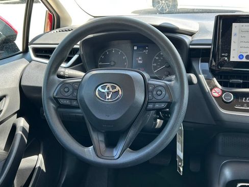 Certified 2025 Toyota Corolla LE FWD image 33