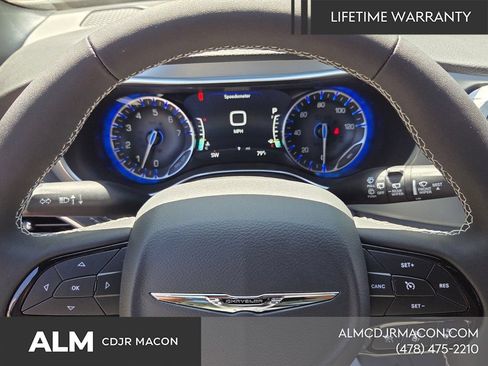 New 2026 Chrysler Pacifica Limited w/ S Appearance Package FWD image 23