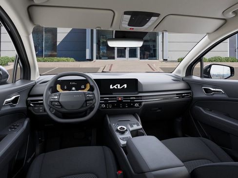 New 2026 Kia Sportage LX FWD image 18