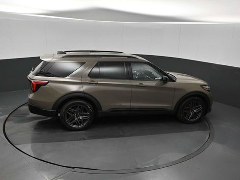 New 2026 Ford Explorer ST image 26