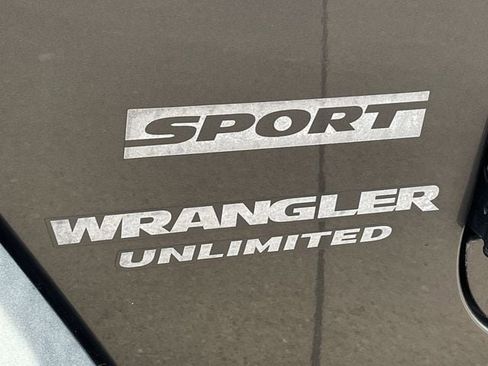 Used 2016 Jeep Wrangler Unlimited Sport w/ Quick Order Package 24S image 28