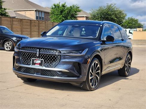 Used 2024 Lincoln Nautilus Black Label AWD/4WD image 12