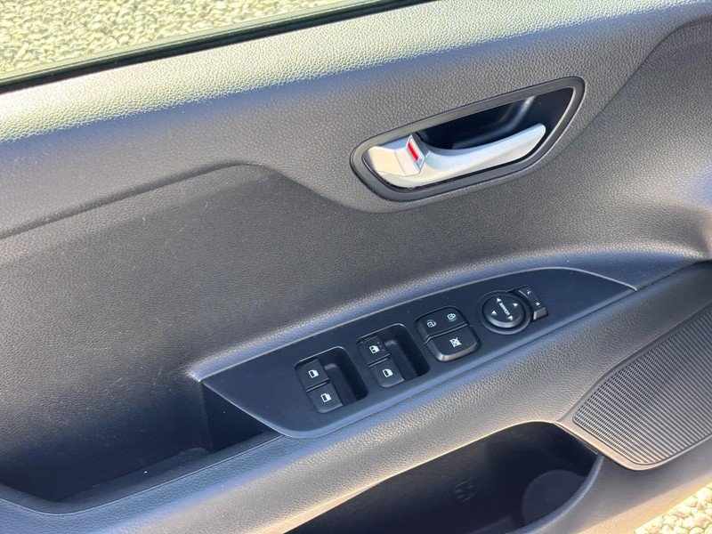 Used 2018 Kia Rio S FWD image 18
