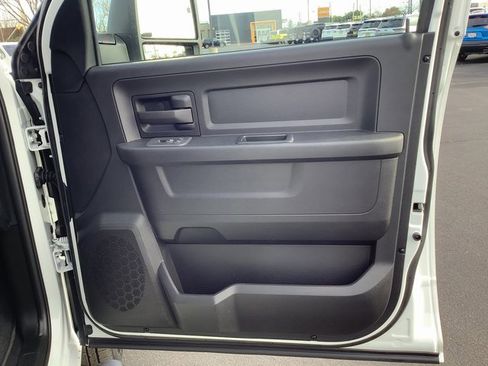 New 2026 RAM 3500 Tradesman image 38