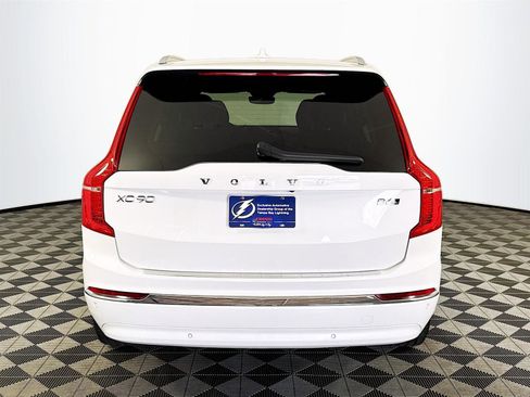 Used 2024 Volvo XC90 B6 Plus image 7