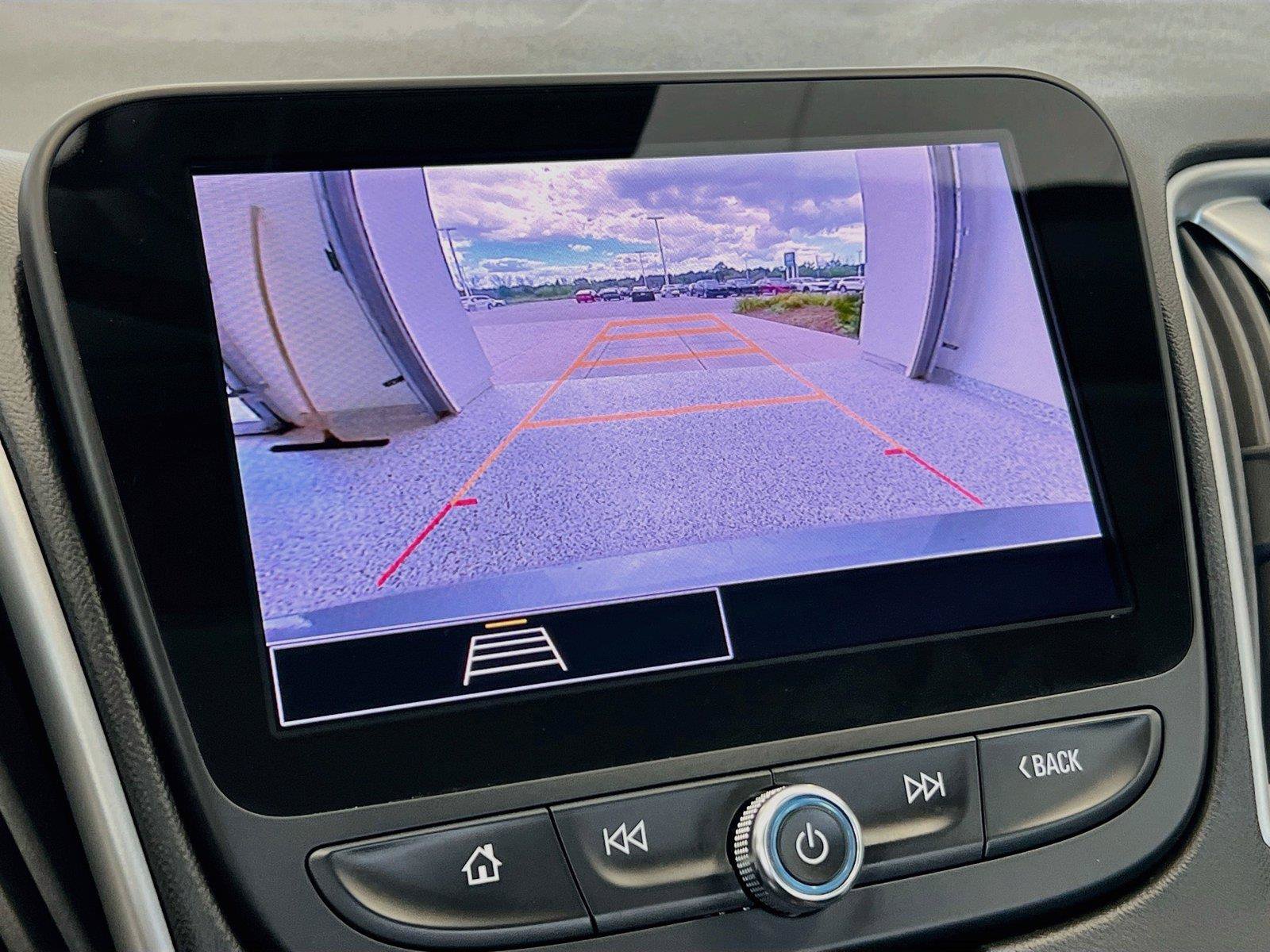 Used 2024 Chevrolet Malibu LT FWD image 6