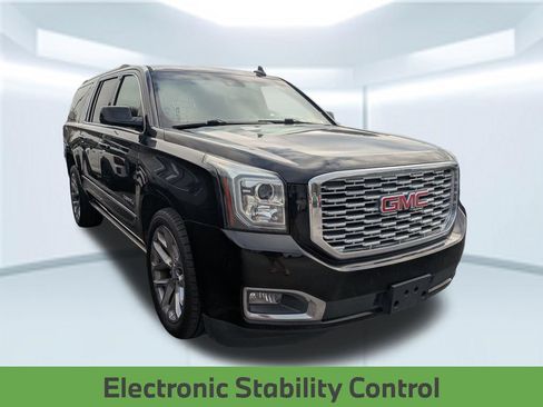 Used 2018 GMC Yukon XL Denali w/ Denali Ultimate Package RWD image 4
