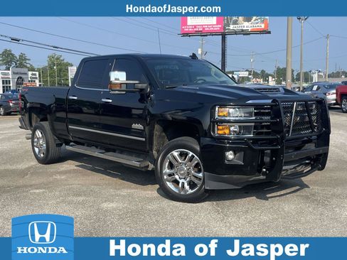 Used 2019 Chevrolet Silverado 2500 High Country w/ Duramax Plus Package AWD/4WD image 1