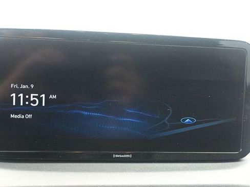 Used 2023 Hyundai Santa Fe SEL Convenience image 11