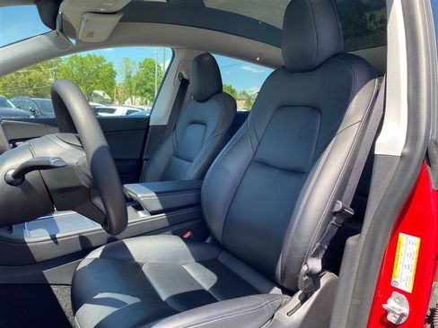 Used 2023 Tesla Model Y Long Range image 5