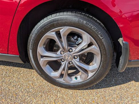 Certified 2024 Honda Accord EX image 29