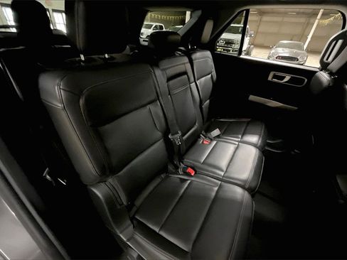 Certified 2023 Ford Explorer XLT w/ Equipment Group 202A image 25