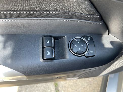 Used 2024 Ford Mustang Coupe RWD image 12