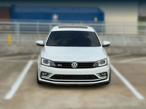 Used 2016 Volkswagen Jetta GLI SEL FWD image 2