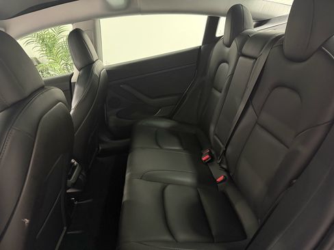 Used 2021 Tesla Model 3 Long Range image 13
