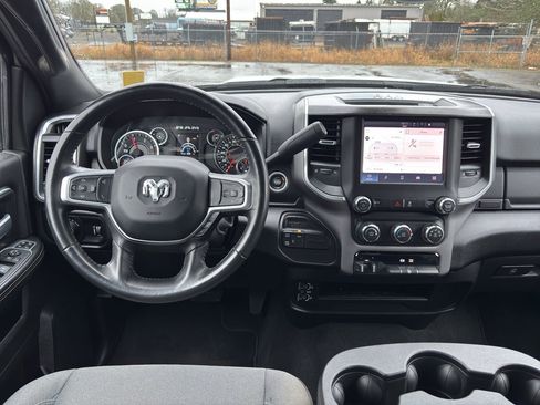 Used 2024 RAM 2500 Big Horn image 17