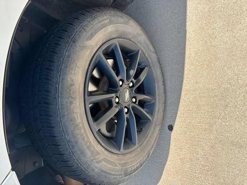 Used 2019 Dodge Journey SE w/ Blacktop Package FWD image 5